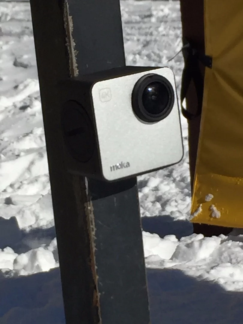 The Mokacam attached to metal surface