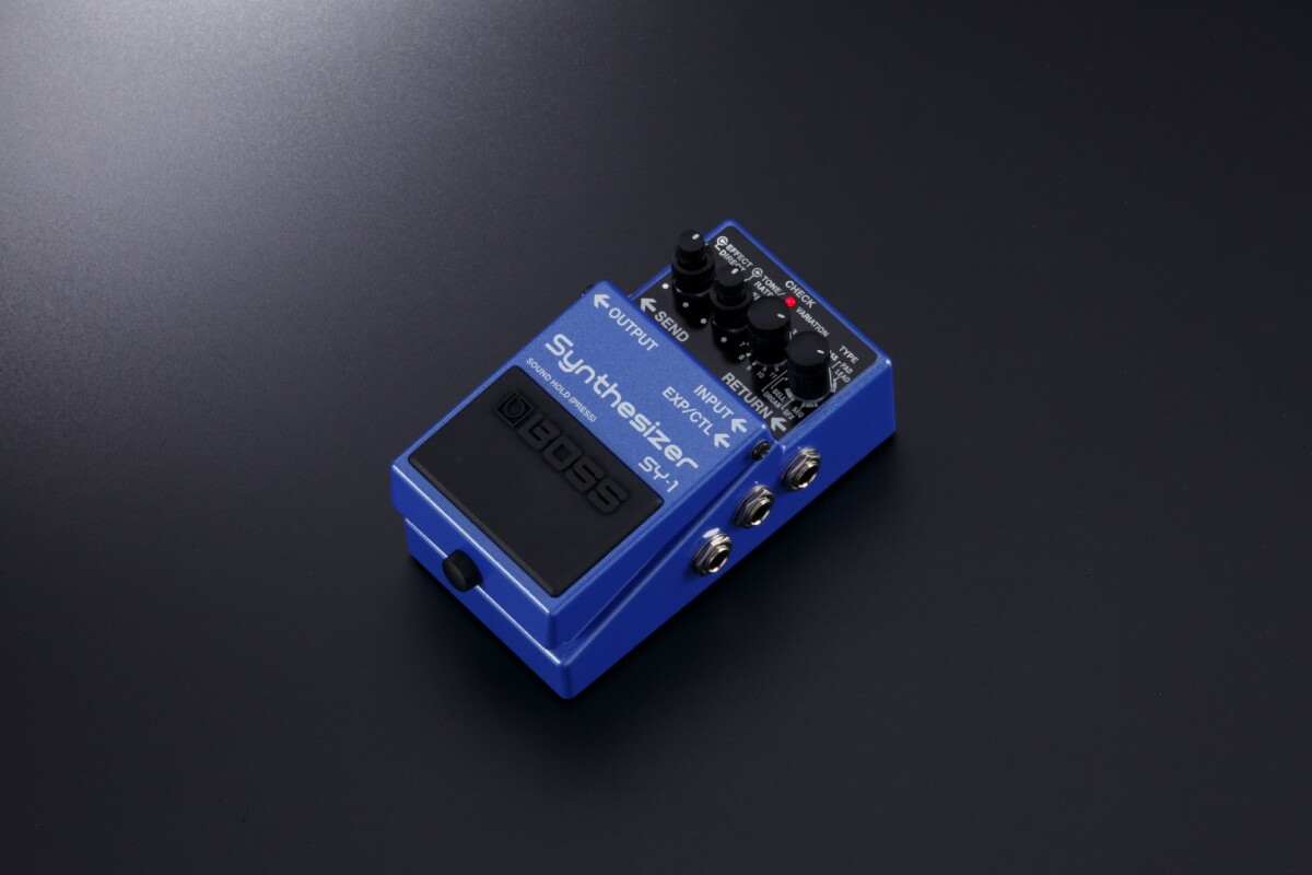 An expression pedal can be plugged into the SY-1 for continuous Tone/Rate control