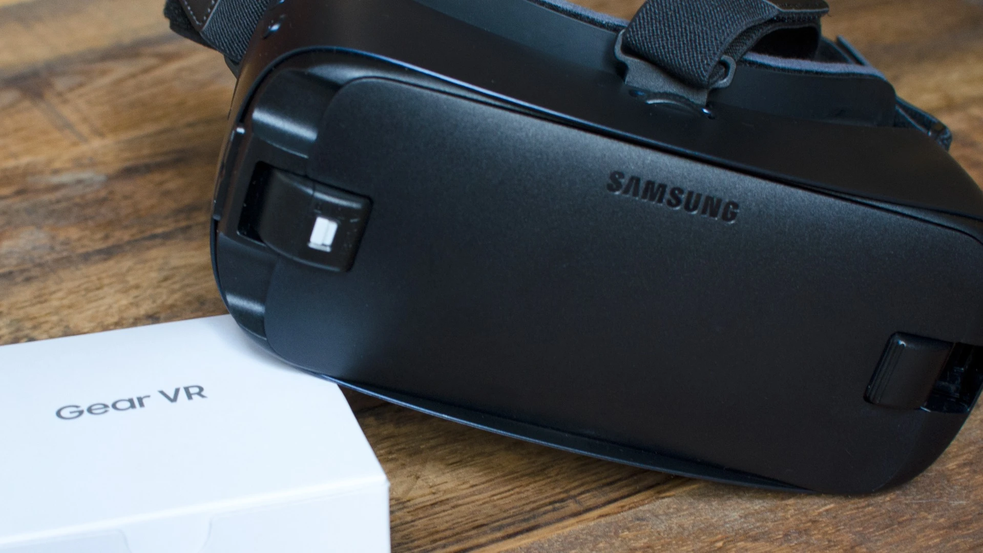 New Atlas' instructions for getting started with your Samsung Gear VR