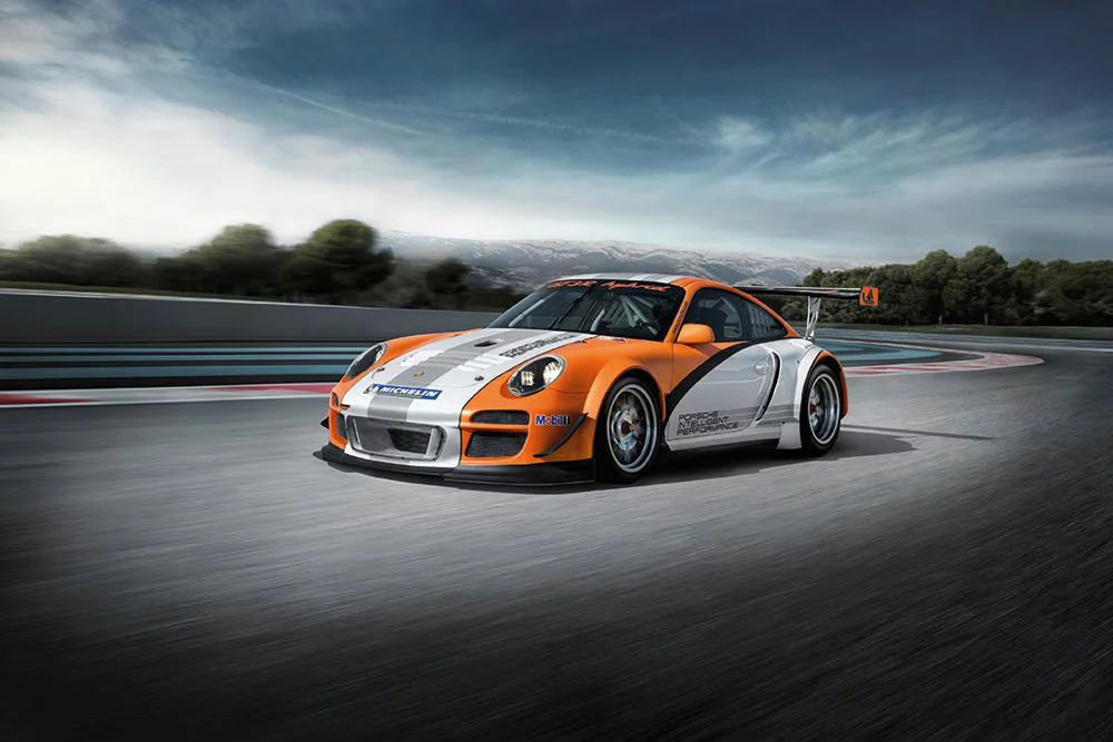 The 911 GT3 R Hybrid