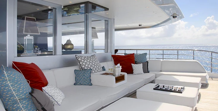 2012 Motor Yacht of the Year, Tangolounge area