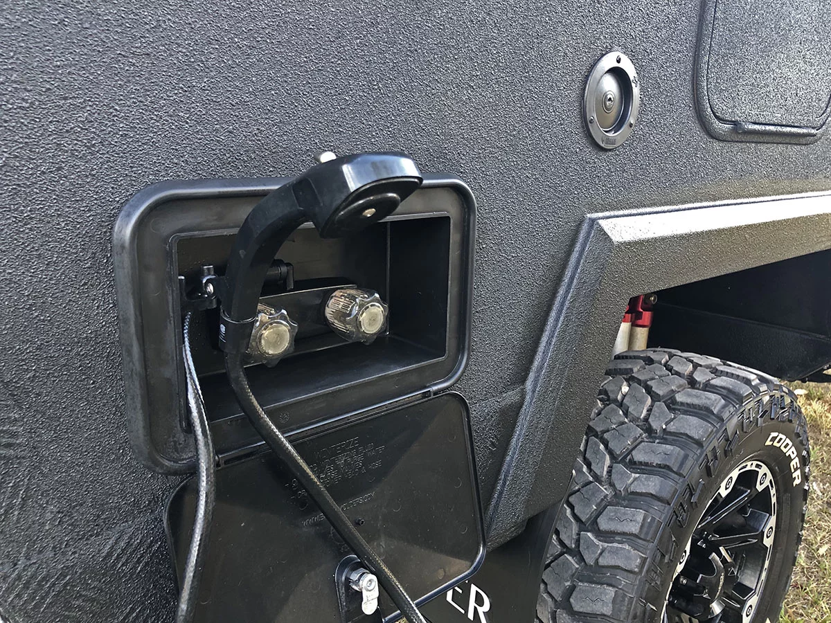 The EXP-4 comes standard with an outdoor shower, and hot water is available optionally