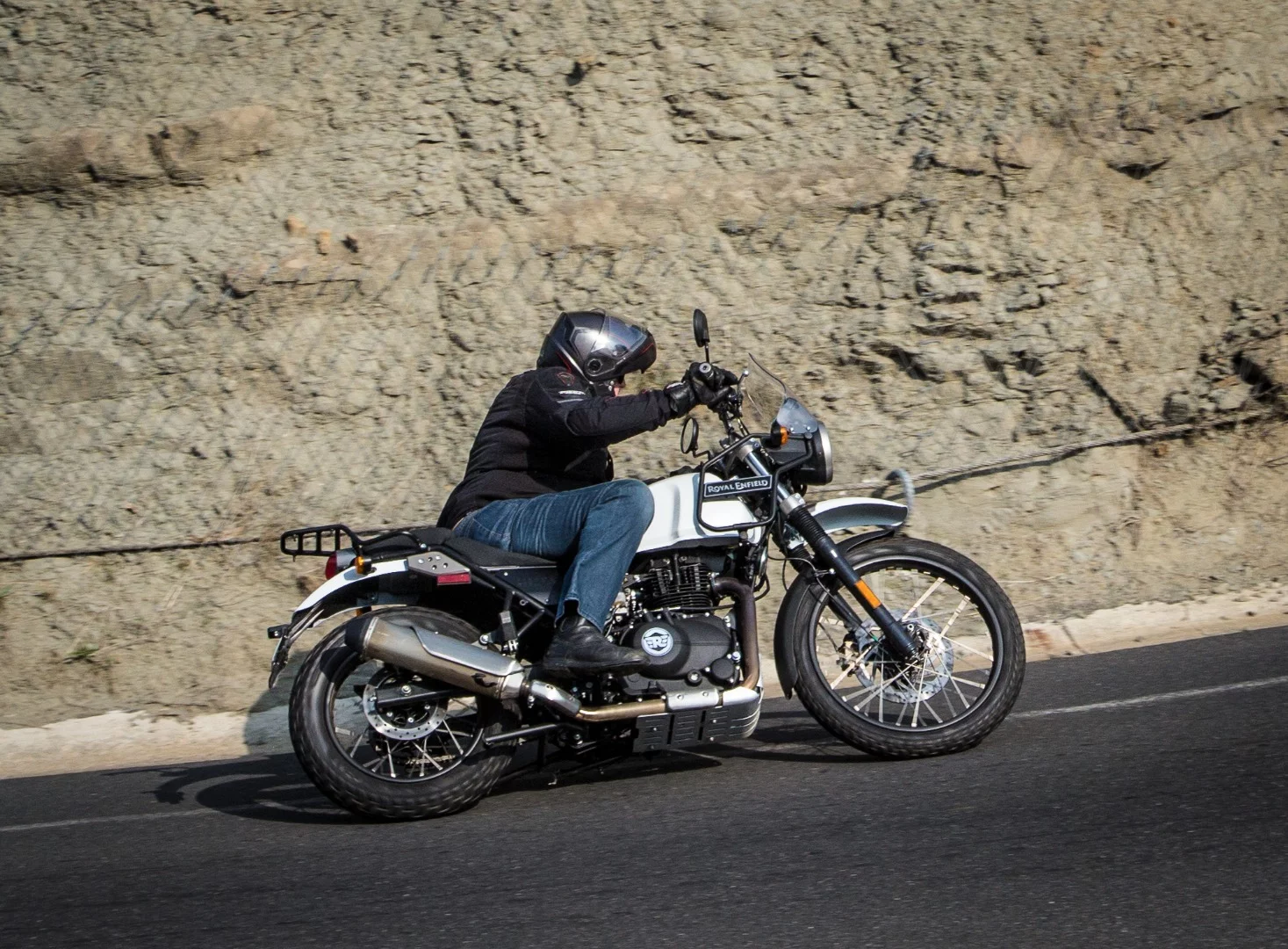 2017 Royal Enfield Himalayan: suspension is simple, and longer travel than usual, but still keeps things nicely controlled in the twisties