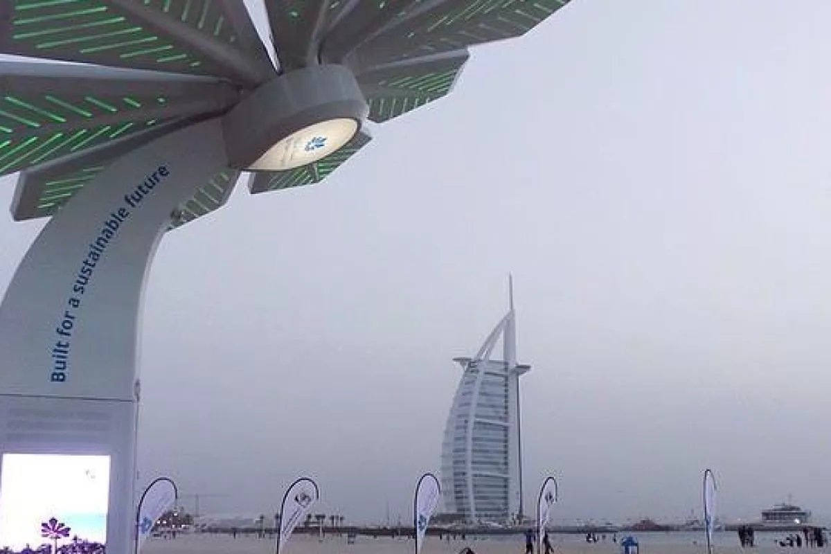 A Smart Palm has been installed on the beach in Dubai near to the Burj Al Arab