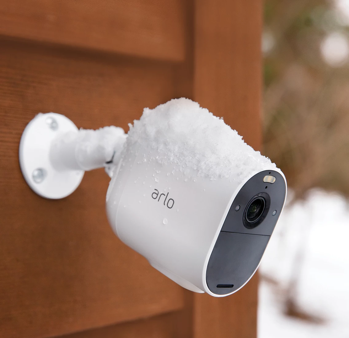The weatherproof Arlo Essential is an affordable, wireless and user-friendly home security camera with built-in intercom and alarm functions