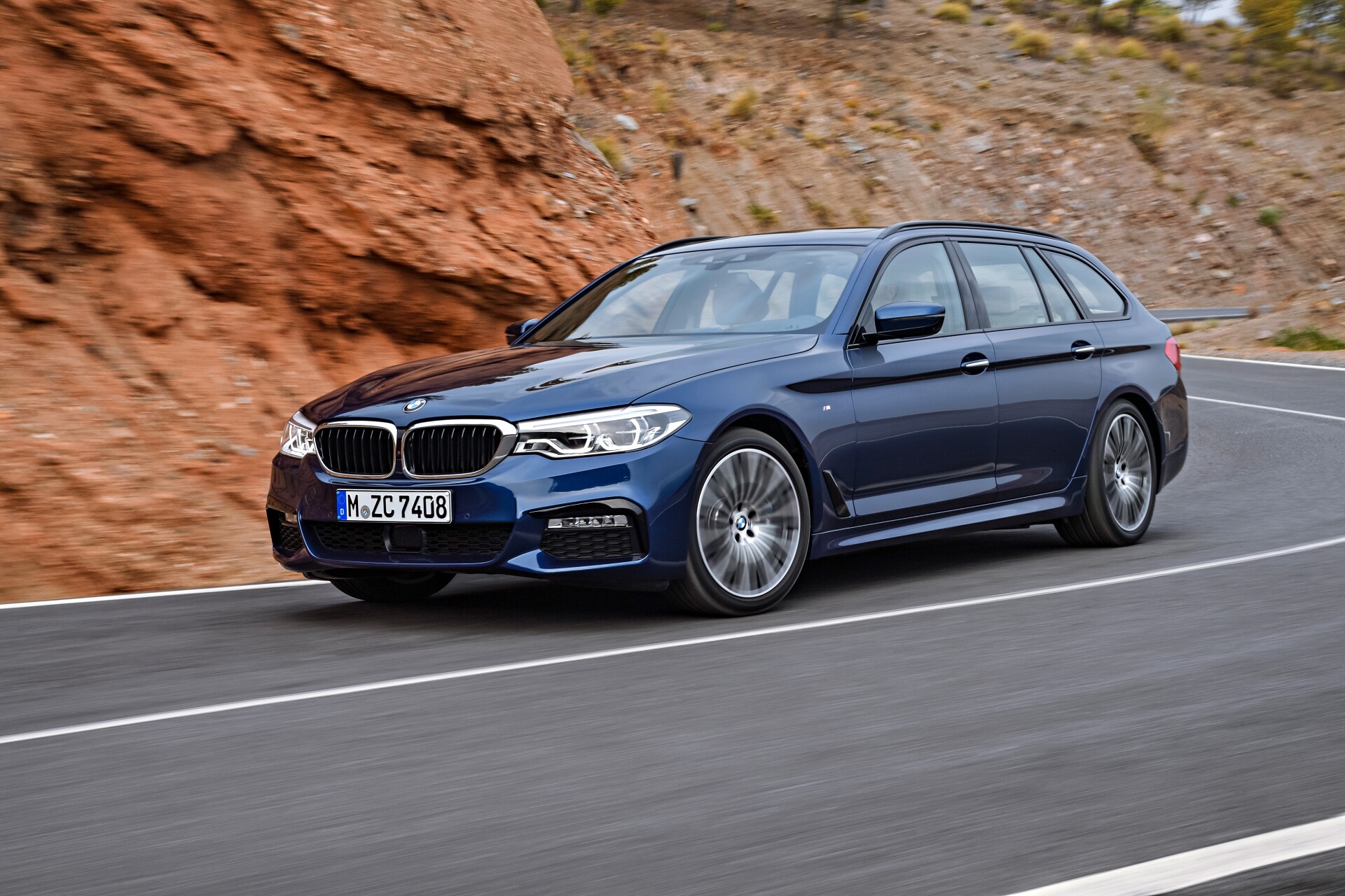 BMW 5 Series Touring cuts through the madding SUV crowd