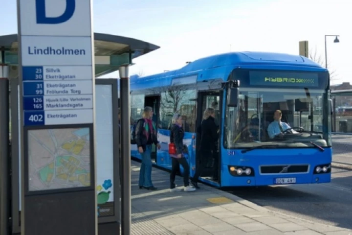 The new Volvo 7700 hybrid bus