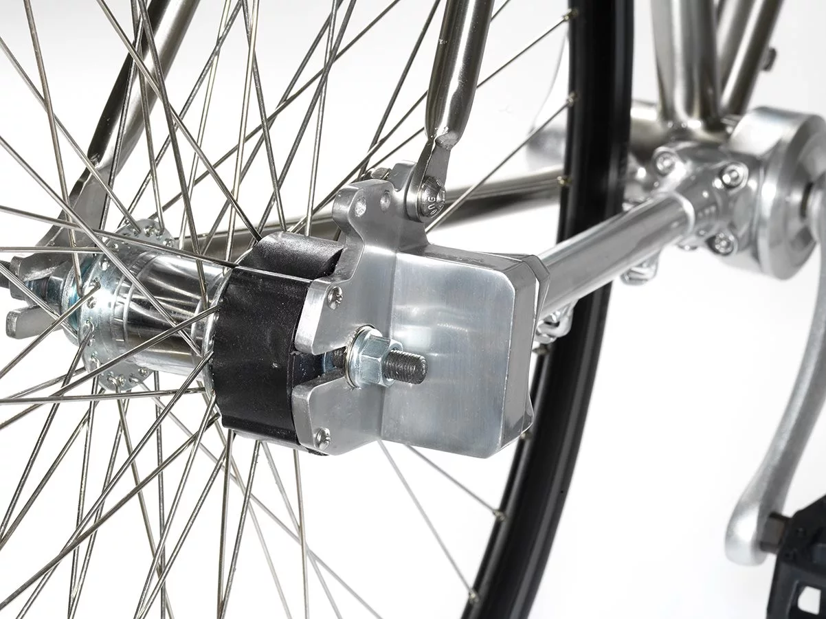 A close look at the ESO Bike's shaft drive setup