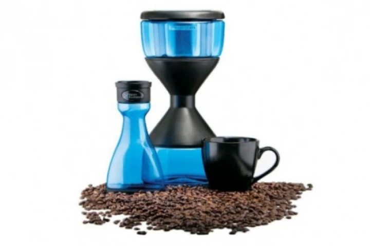 The Hourglass coffee brewer infuses coffee beans overnight to produce a less acidic coffee extract