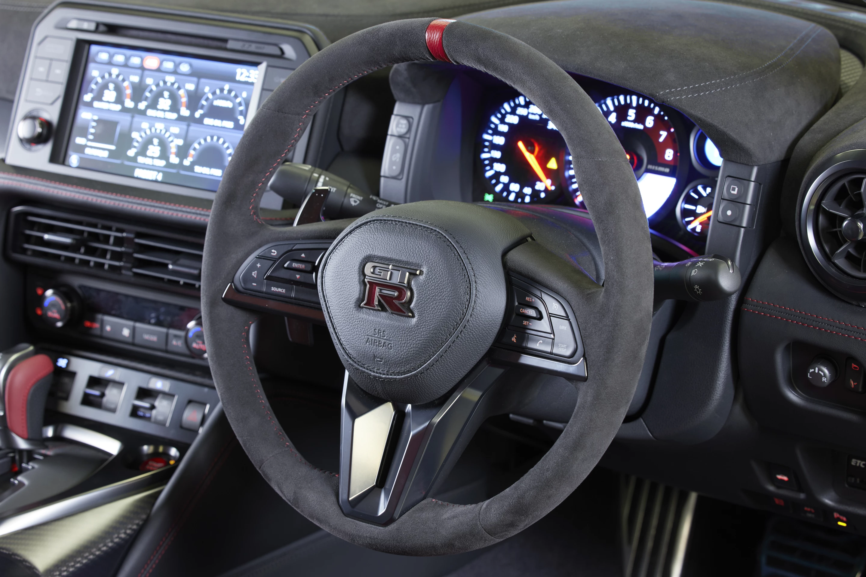 Bespoke leather wrap and interior details remain in the GT-R for this new NISMO and special edition models