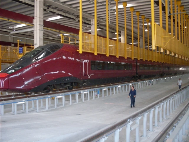 The new train architecture allows for a 30% reduction in maintenance costs