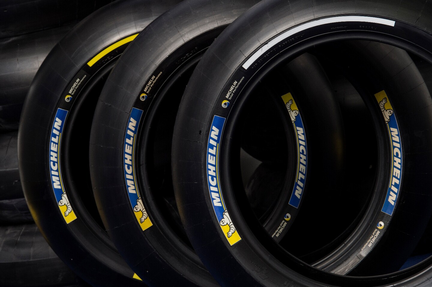 The new Michelin tires are allocated in three different compounds: yellow stripe denotes the hardest and white the softest option