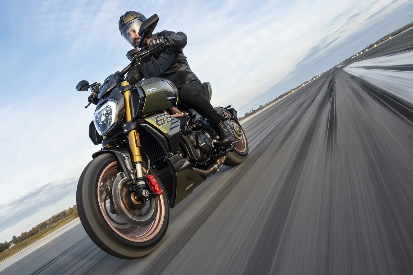 The 2021 Ducati Diavel 1260 Lamborghini in action