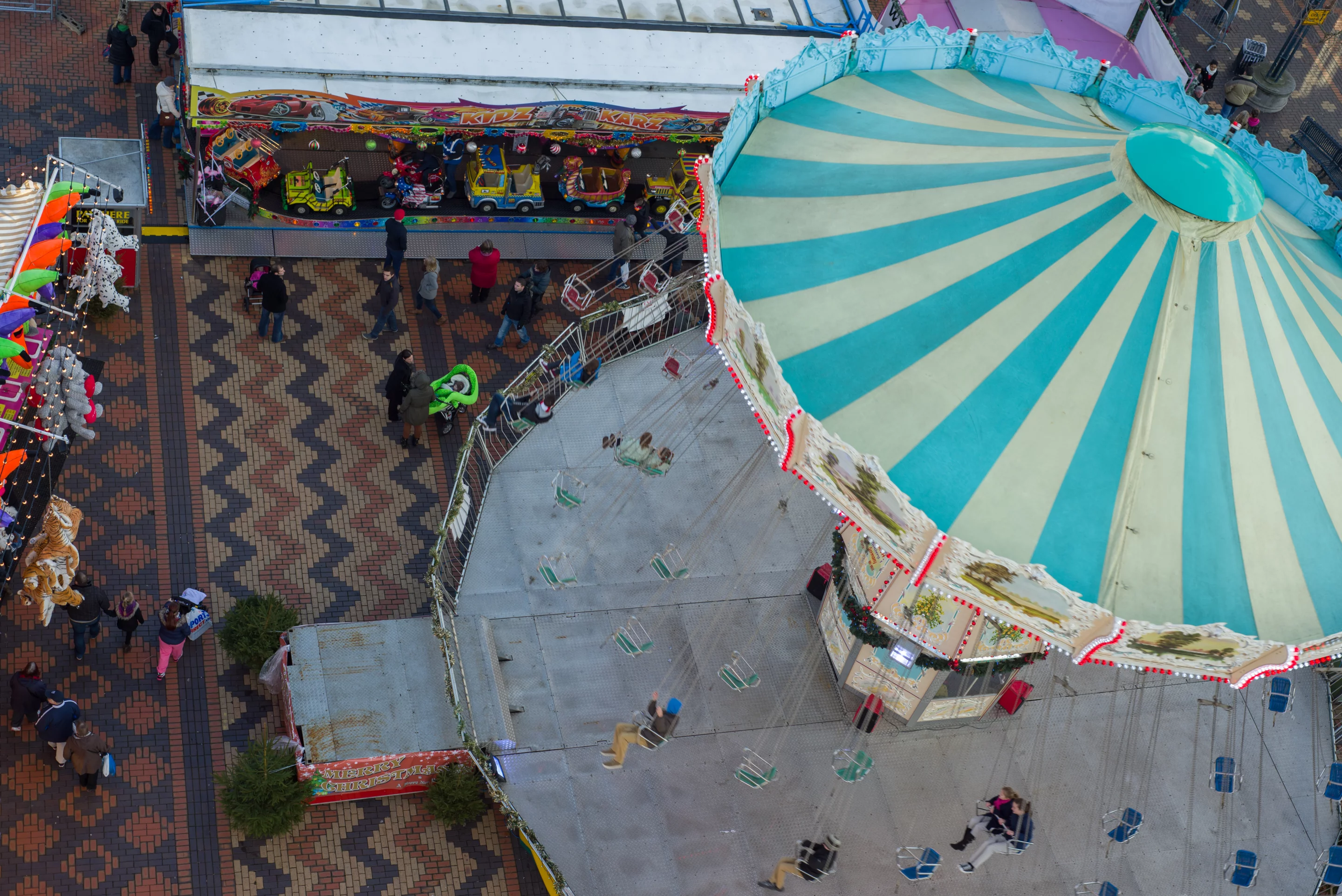 The Nikon D600 is a 24.3-megapixel full-frame DSLR aimed at enthusiasts.