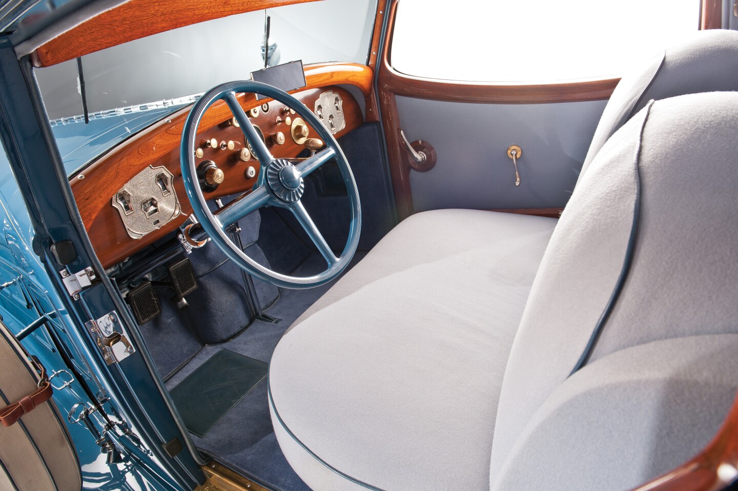 The Hayes-bodied Cord L-29 Special Coupe. Image © RM Auctions and Darin Schnabel
