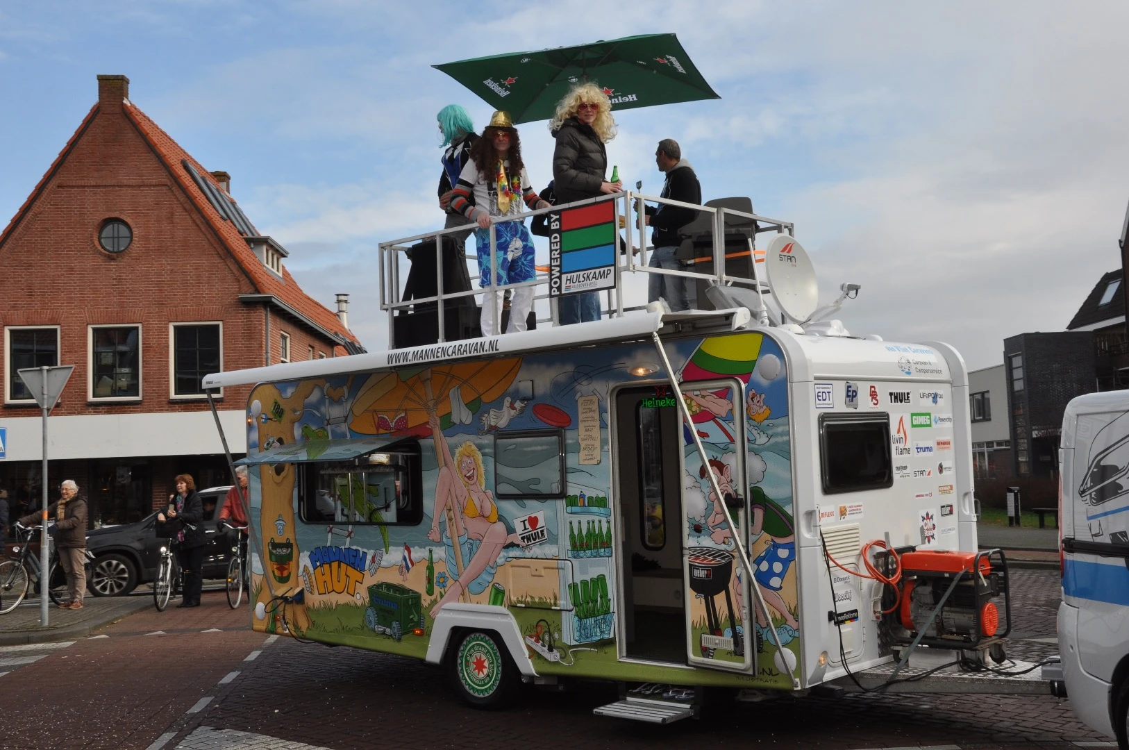 The Mannen Caravan has appeared at a variety of shows and festivals since its debut last year