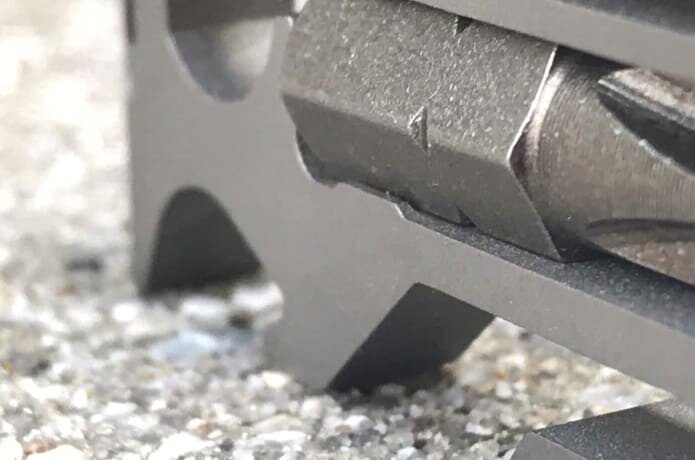 The newly launched EverRatchet Clip tool features side catches to hold bits in place