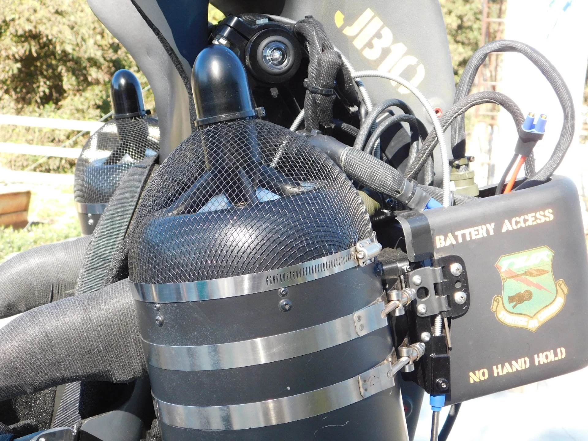 The first "civilian" Jetpack pilot gets off the ground