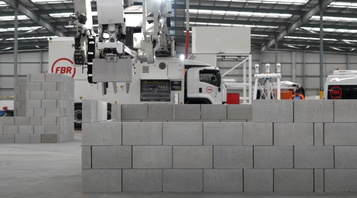 The Hadrain X robot features a telescopic boom that mounts to an excavator or truck