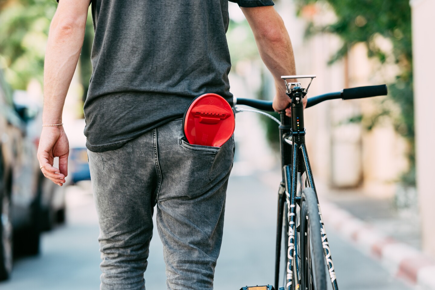 The SeatyGo is available in three styles and colors