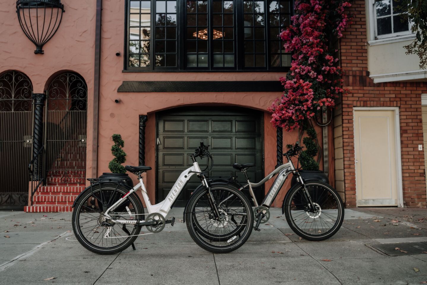 Aventon Level 2 Ebike Gains Torque Sensor For More Responsive Commute Aventon level 2 ebike gains torque sensor for more responsive commute