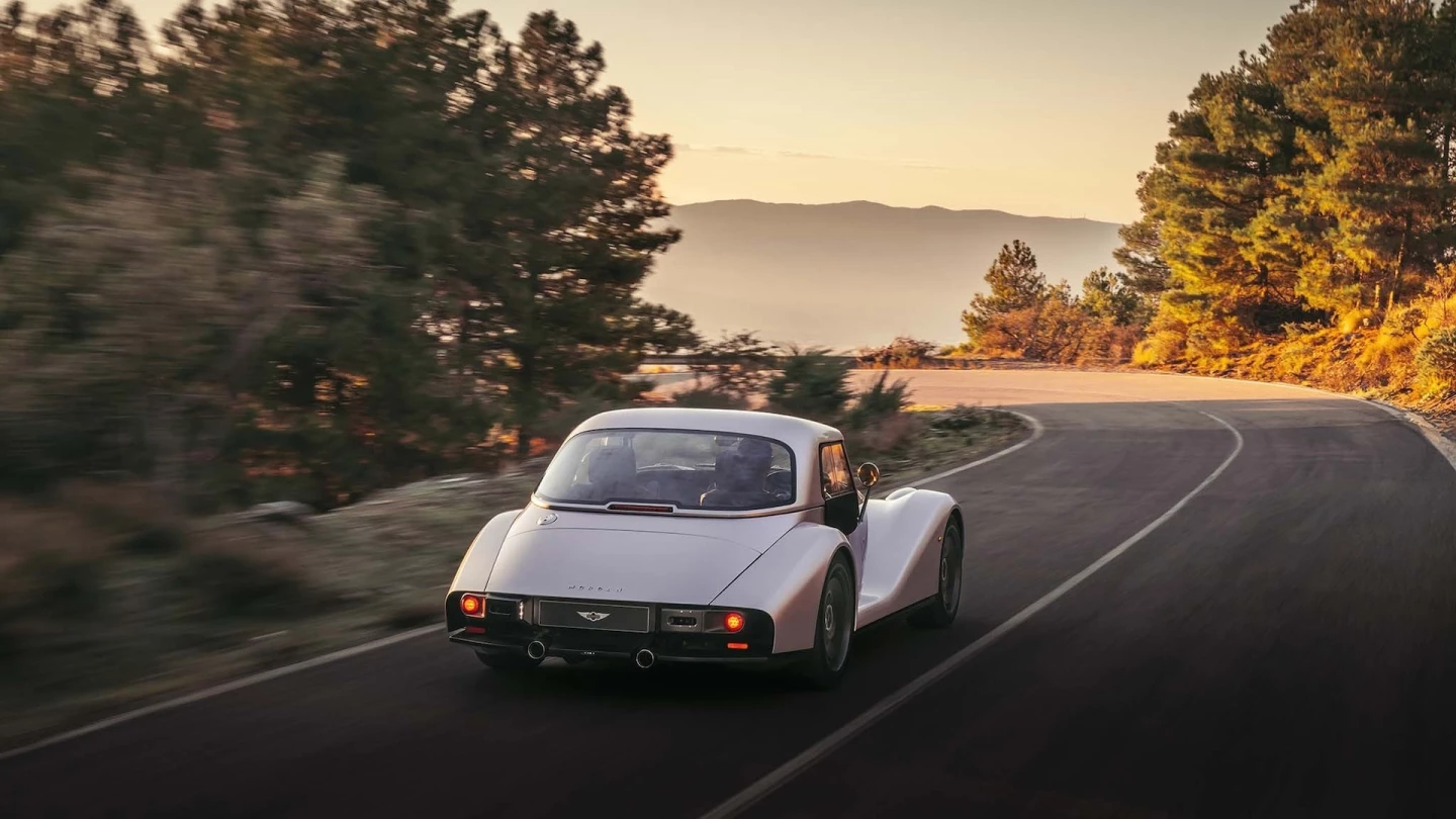 Morgan claims a top speed of 166 mph and a 0–60 time of less than 3.9 seconds