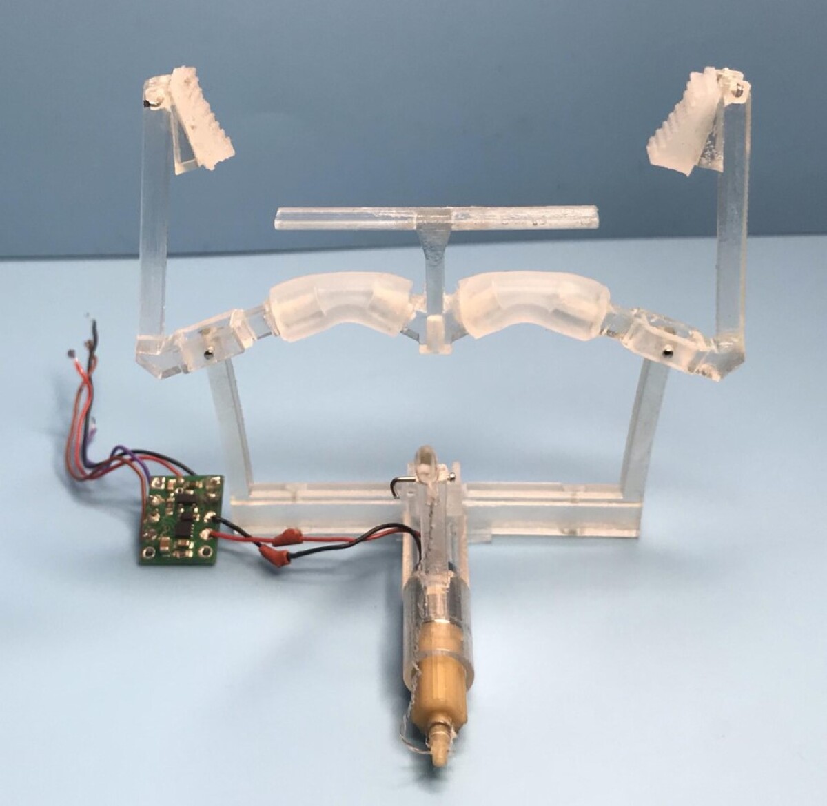 Mechanical gripper allows drones to hang from objects