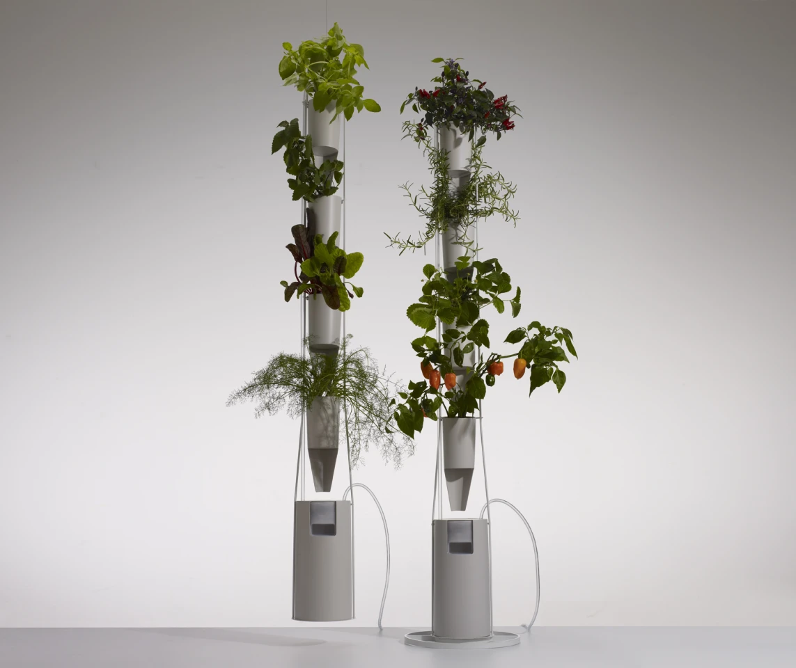 The new Windowfarms kits will be made from BPA-free, food-safe, recycled plastic and wire and instead of taking up to a full day to build and install, the new kits can be up and ready for action in as little as ten minutes