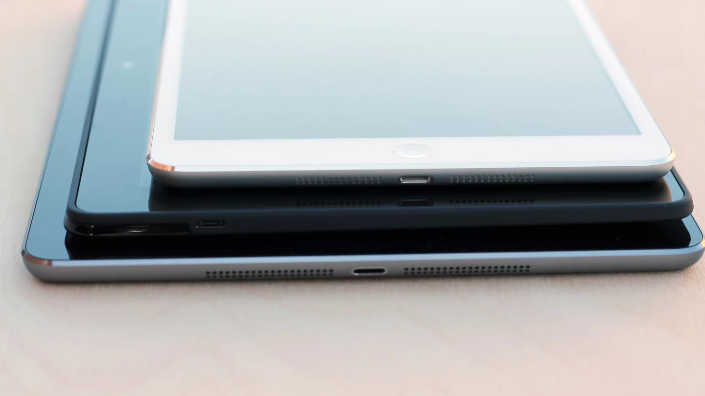 The iPads look and feel a bit higher-end, with their tight aluminum construction