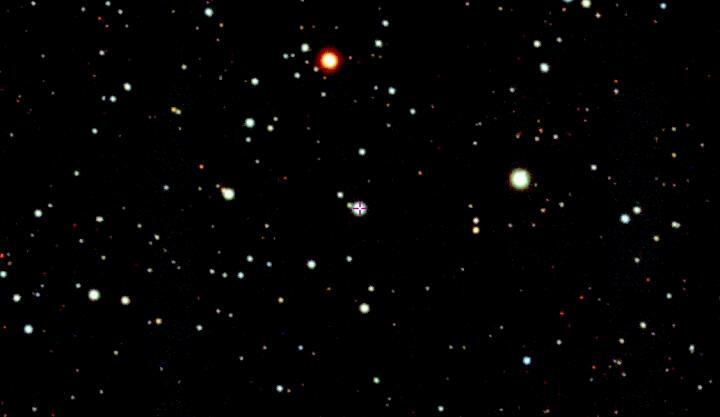 The star SMSS J200322.54-114203.3, marked in the center with a crosshair, has a strange composition that led astronomers to conclude that it was born under extreme circumstances
