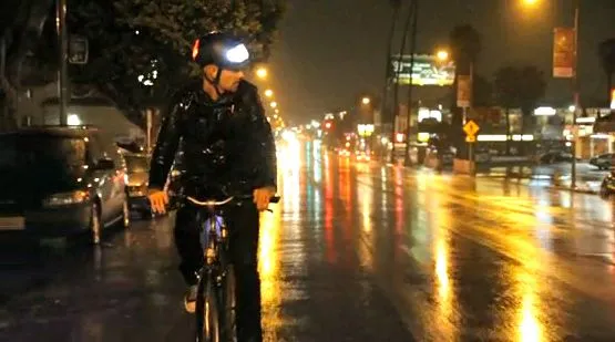 The Torch T1 is a prototype bicycle helmet, that incorporates luminous front and rear panels