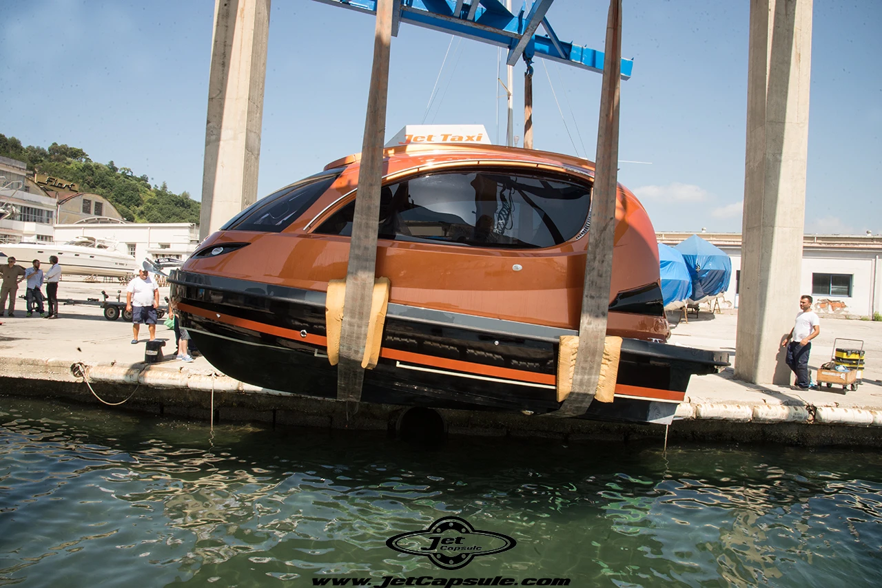 Jet Taxi gets lowered into the water