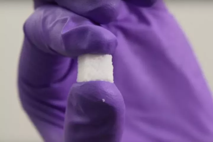 Resembling a sugar cube, the SAC has reversible self-stiffening properties that allow it to spring back into shape like a sponge