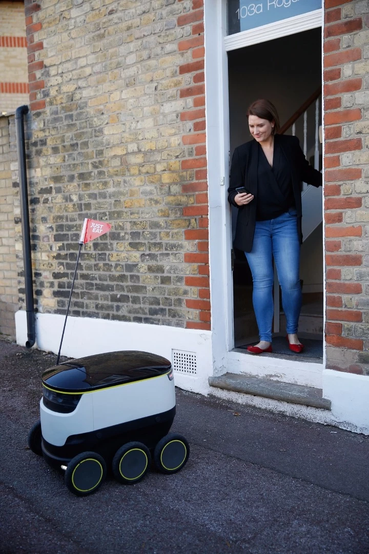 Just Eat sent a text message to the customer to inform her that her meal was on its way and sent another when the robot had arrived