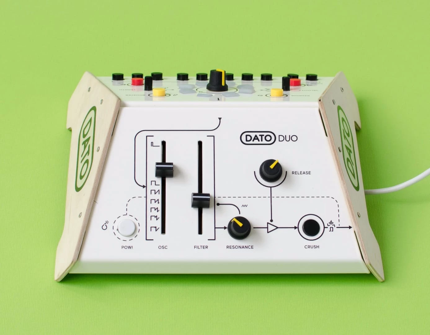 On one side of the Dato Duo is a simple to play synthesizer
