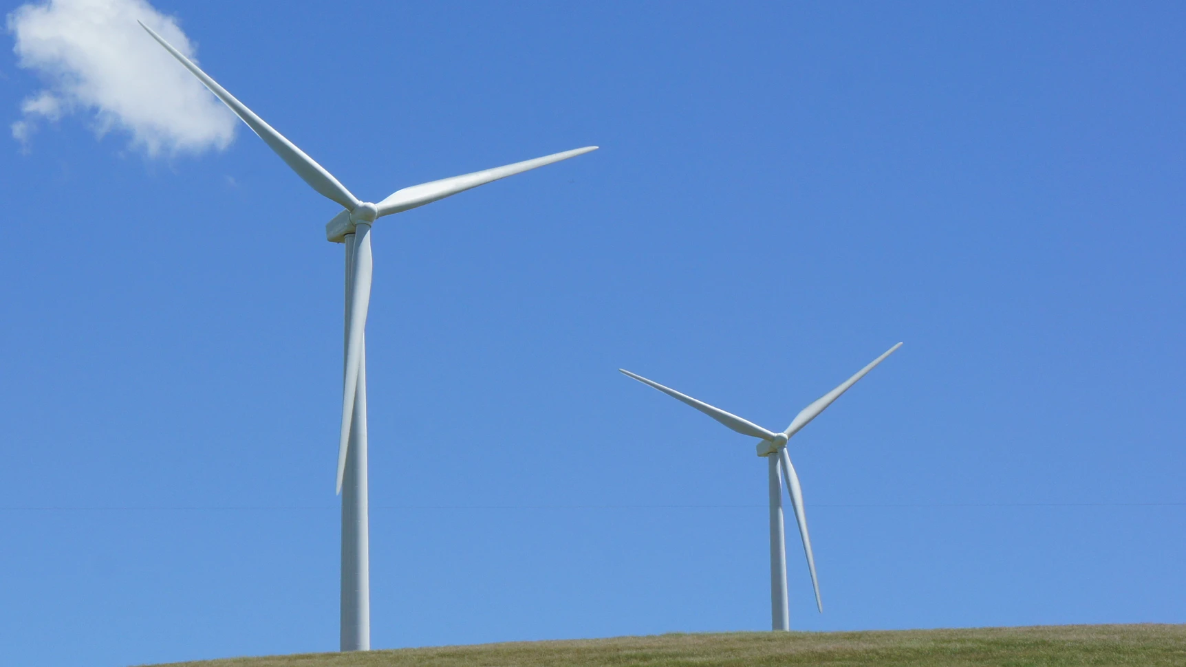 Carbon nanotube-reinforced polyurethane could make for lighter and more durable wind turbine blades (Image: Gizmag)