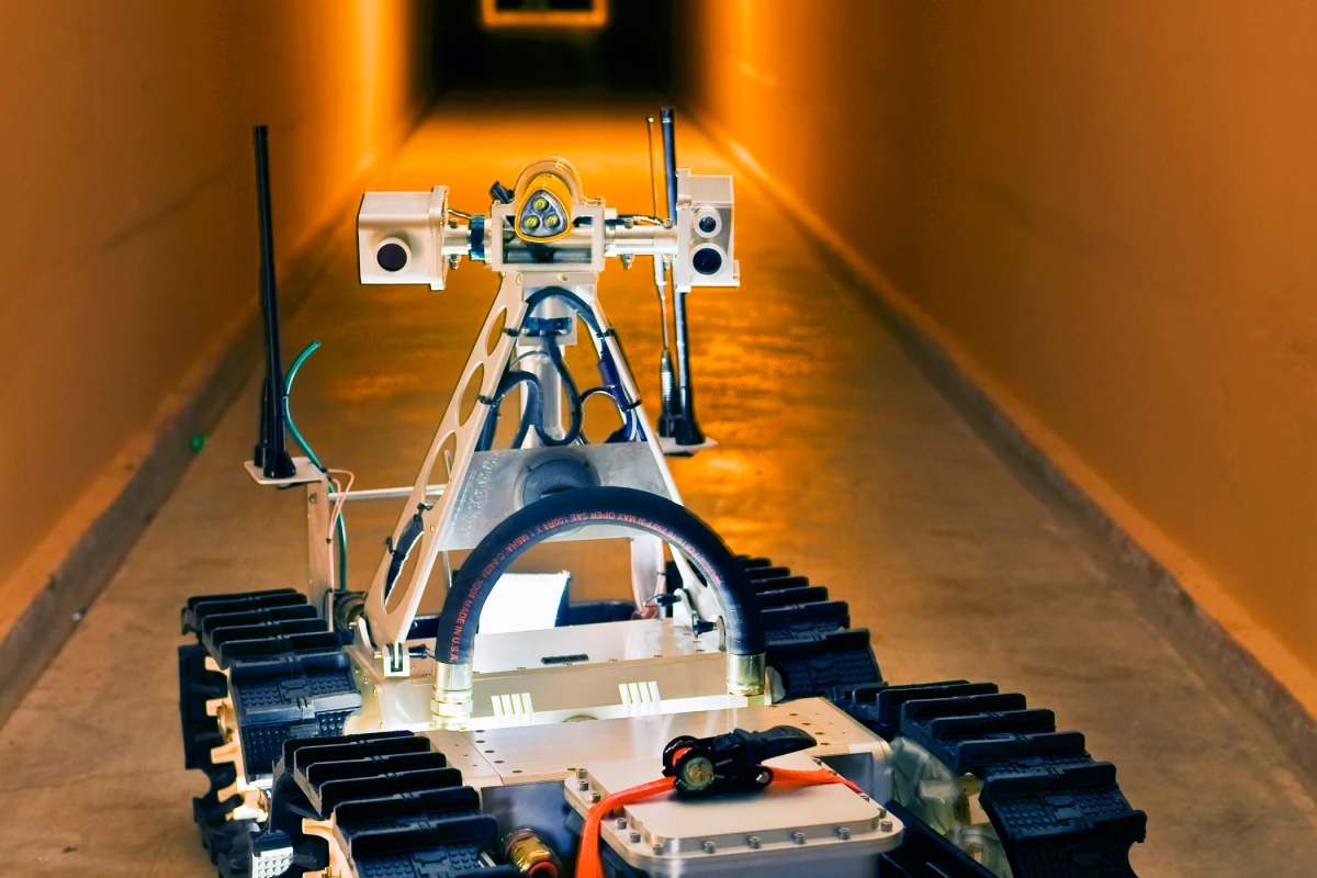 Sandia's Gemini-Scout Mine Rescue Robot is designed to speed mining accident rescue efforts (Image: Randy Montoya)