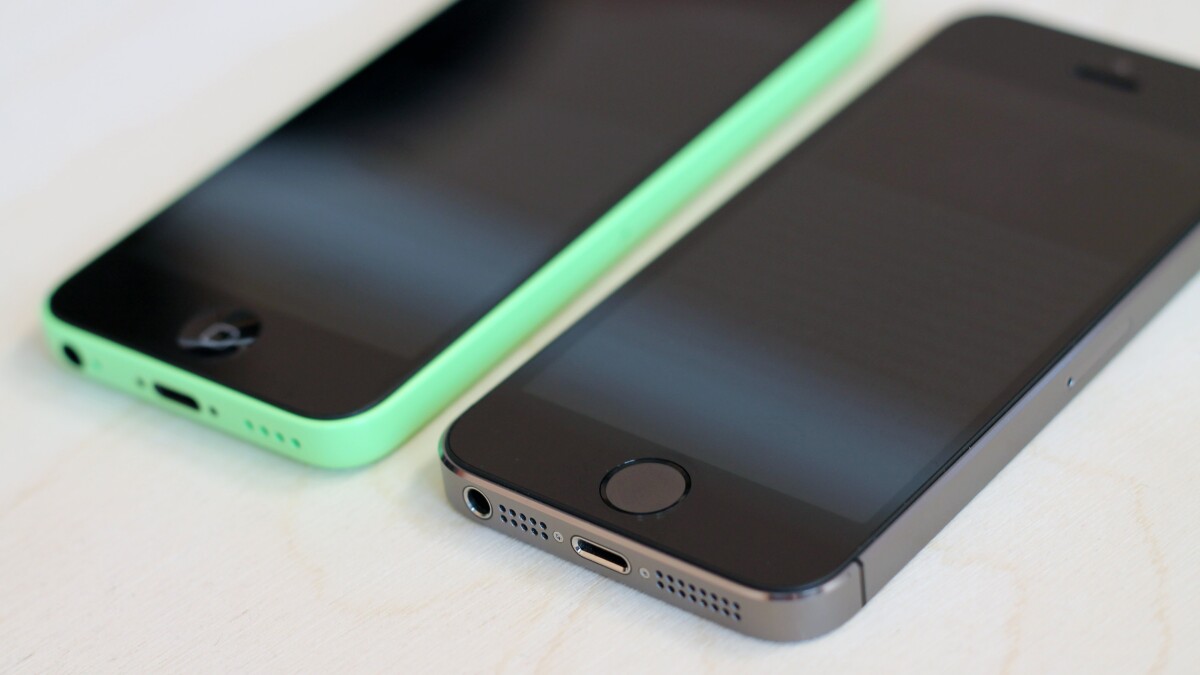 The 5s and 5c have the same 124 mm length