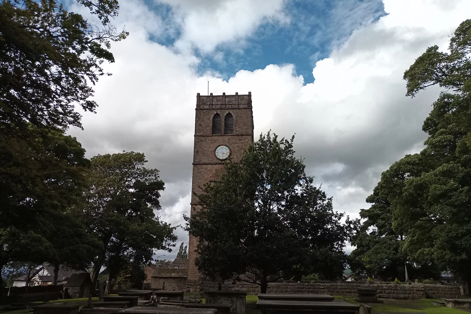 The camera can struggle at keeping details in darker and lighter areas of a shot