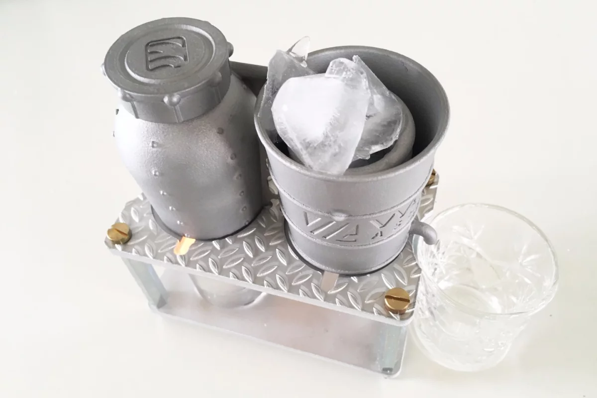 Olaf Diegel's design study for the executive who has everything - the iStill