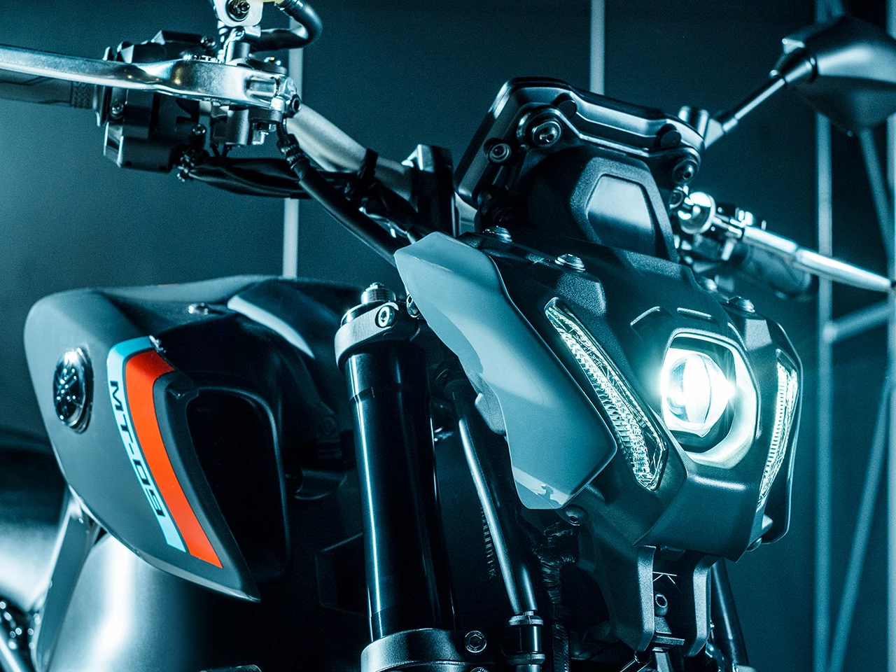 The new headlight wants to be your friend
