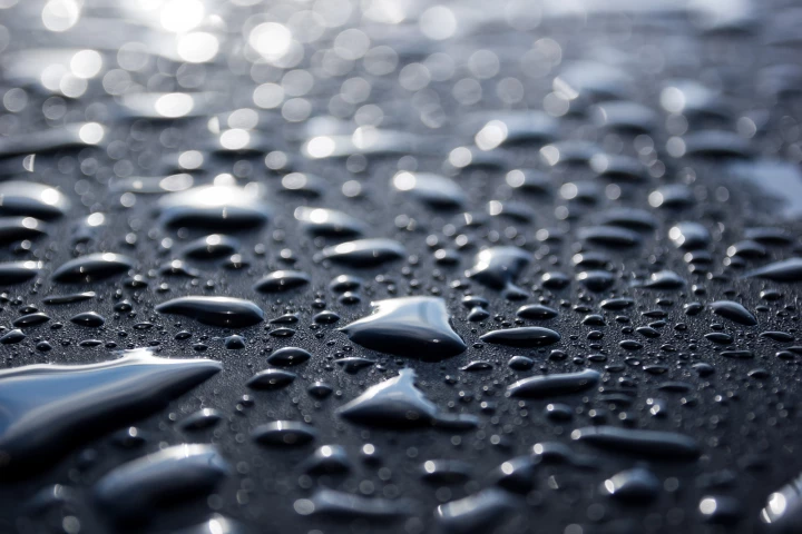 A new solar desalination system boasts relatively low cost, high efficiency, and reduced fouling