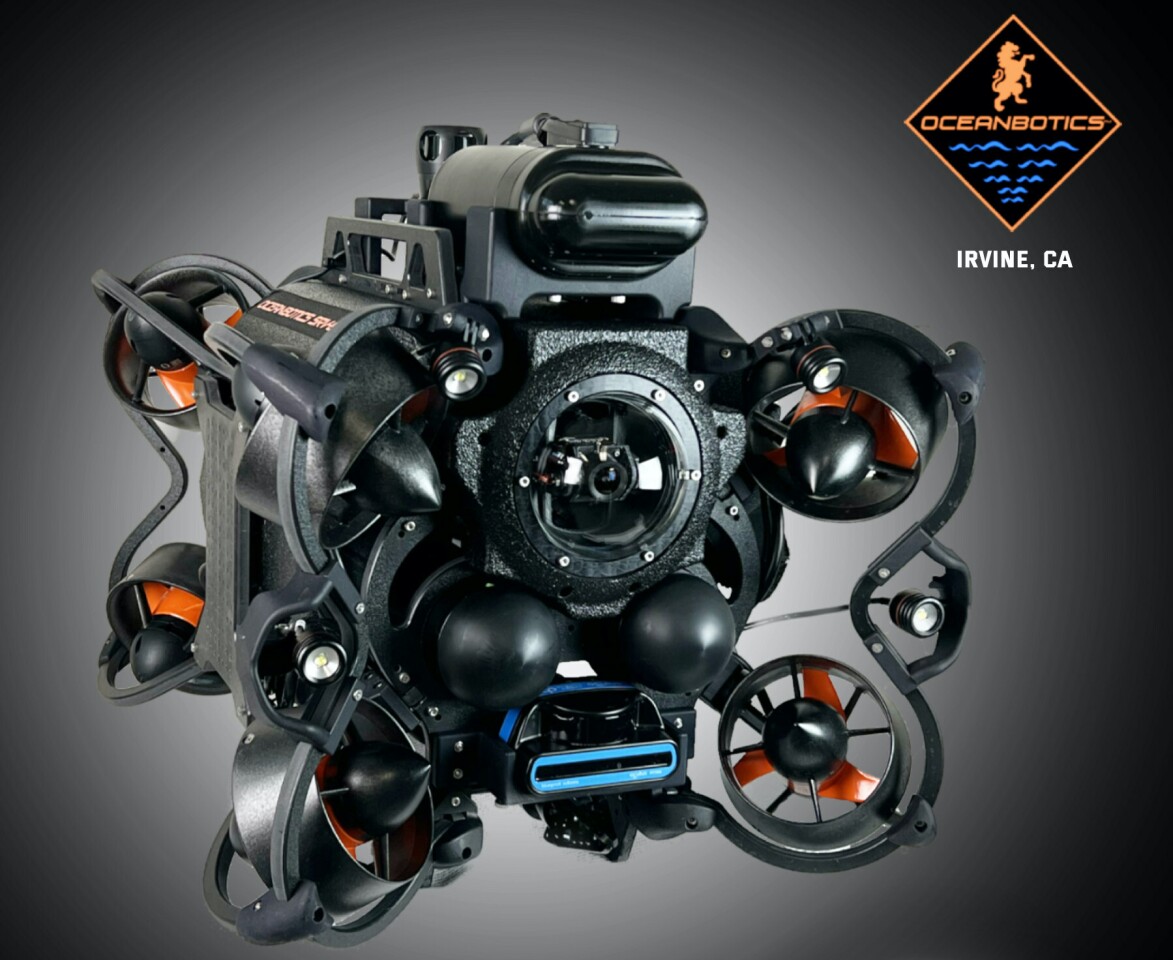 SRV-8X can be equipped with sensors such as sonar modules