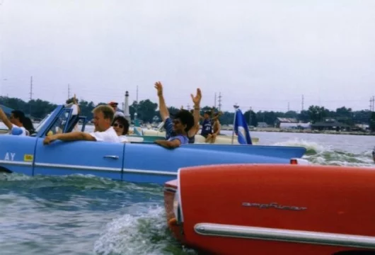 Historical Amphicar image from the International Amphicar Owners Club archive.