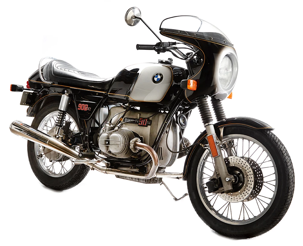 The BMW R90S was BMW's first attempt to change its brand image and although its specifications aren't all that impressive for the period, it excelled in production racing due to its reliability, gentle tire wear, low fuel consumption and fantastic handling. A genuine classic from the day it was released, this is another investment vehicle you can enjoy. Estimate: NZD$12,000 to $18,000 ($7,500 to $11,500)