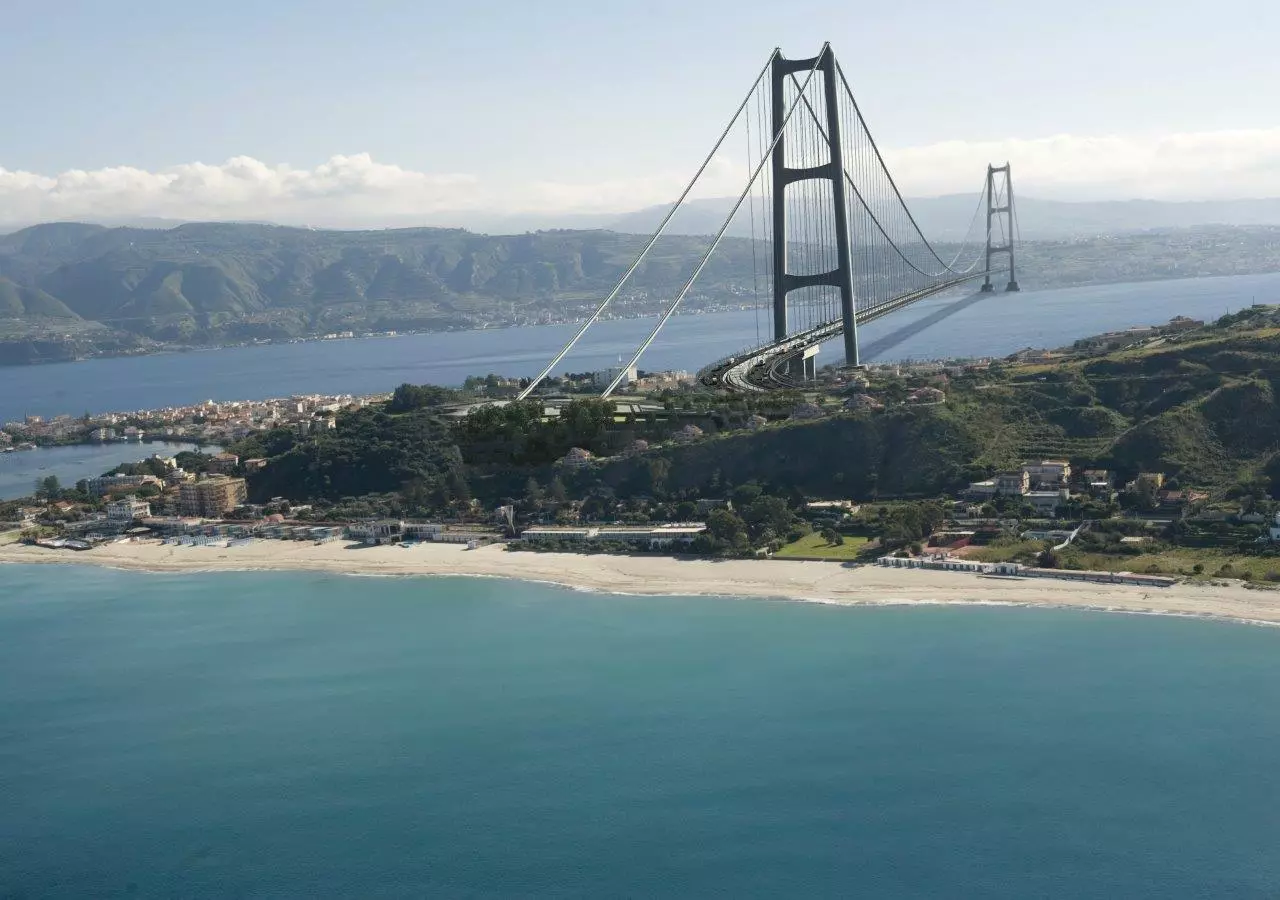 The Ponte Stretto Messina will have a length of 3.6 km (2.24 miles)