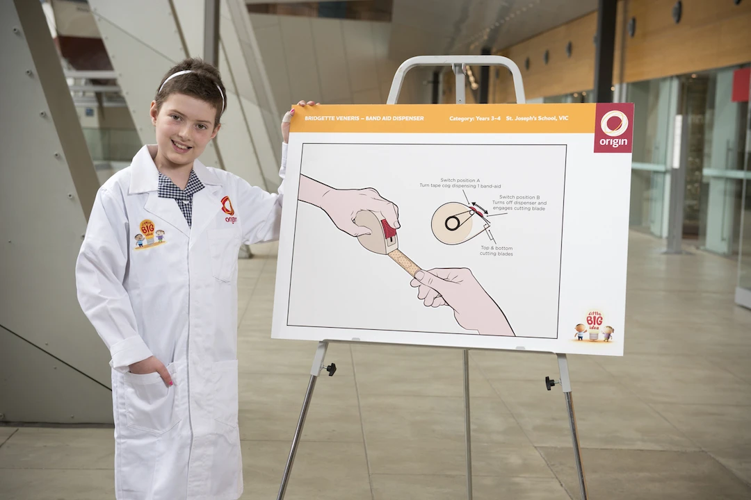 Bridgette Veneris, a 10-year-old Australian girl diagnosed with leukaemia, has invented Faster-Aid, a new dispenser for Band-Aid style adhesive bandages