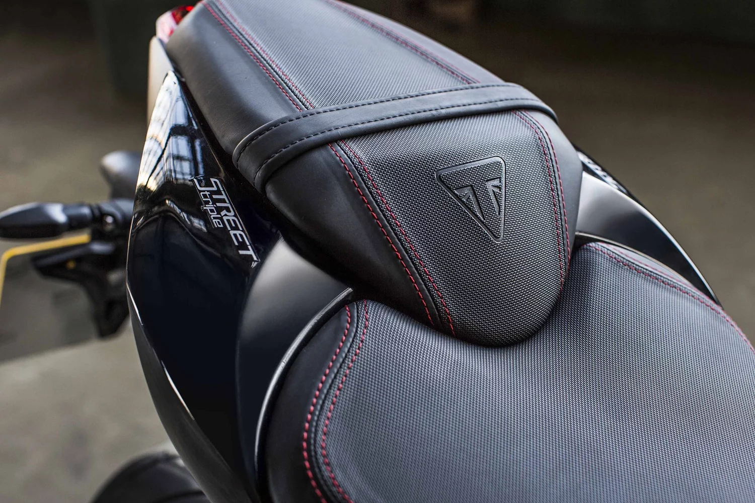 2017 Triumph Street Triple: seat details echo the Speed Triple 1050 upgrade