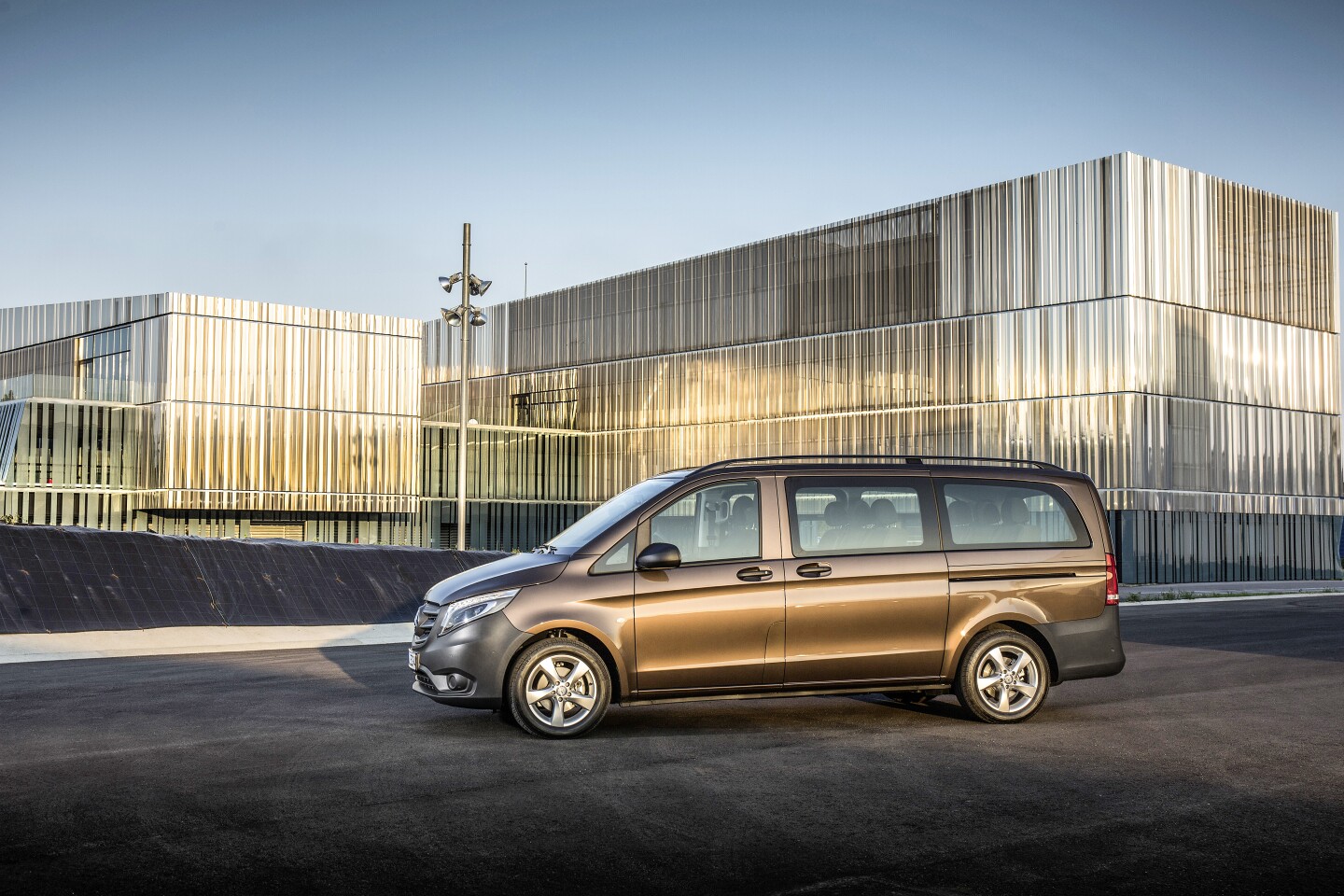 New look MercedesBenz Vito available in front, rear and allwheel drive