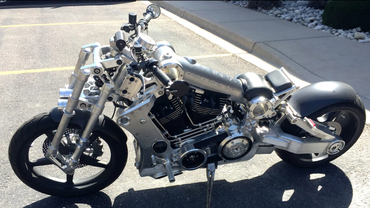 It's difficult to tell how close this 2010 Confederate P120 Combat Fighter came to the reserve price, but with a high bid of $49,500, that's still less than half way to the bike's new price of just seven years ago. Given the carbon and aluminum sculpture has just 204 miles on the clock ... an opportunity going begging methinks. Auction Description